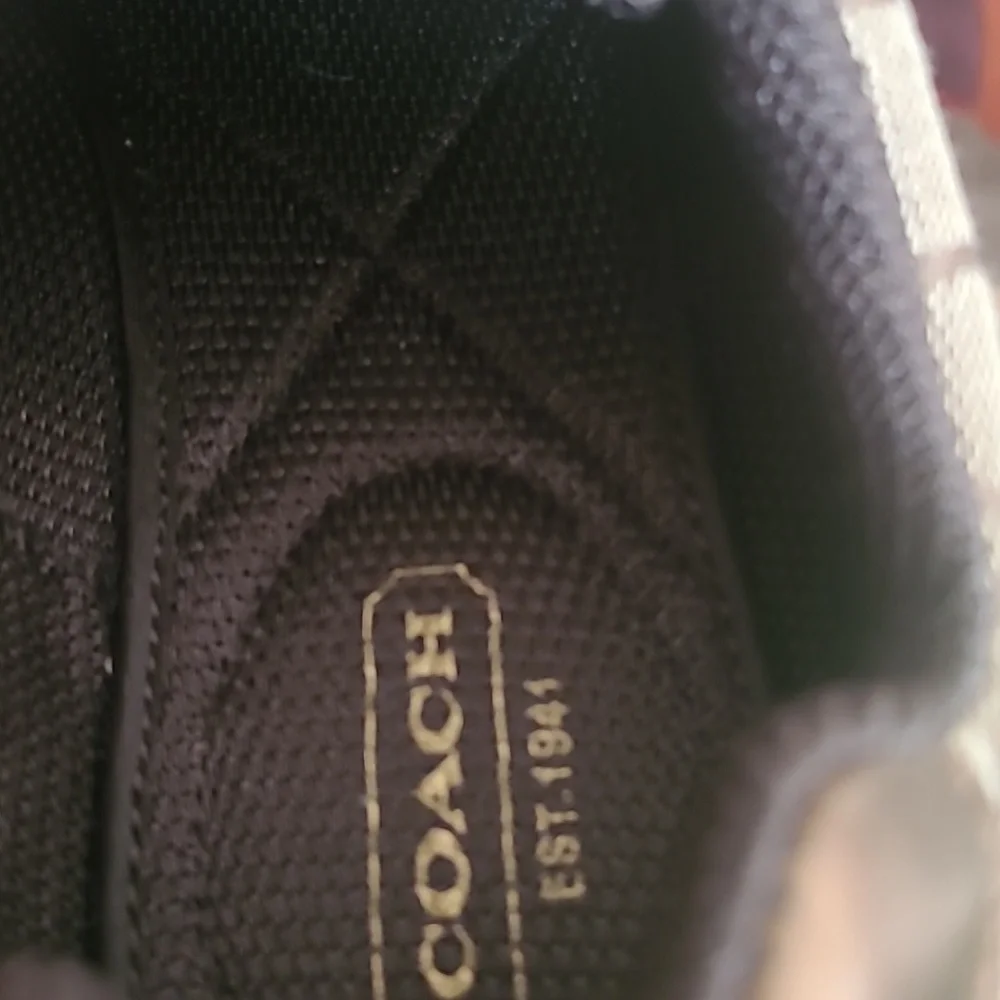 Coach Shoes Size 9 - Picture 9 of 9